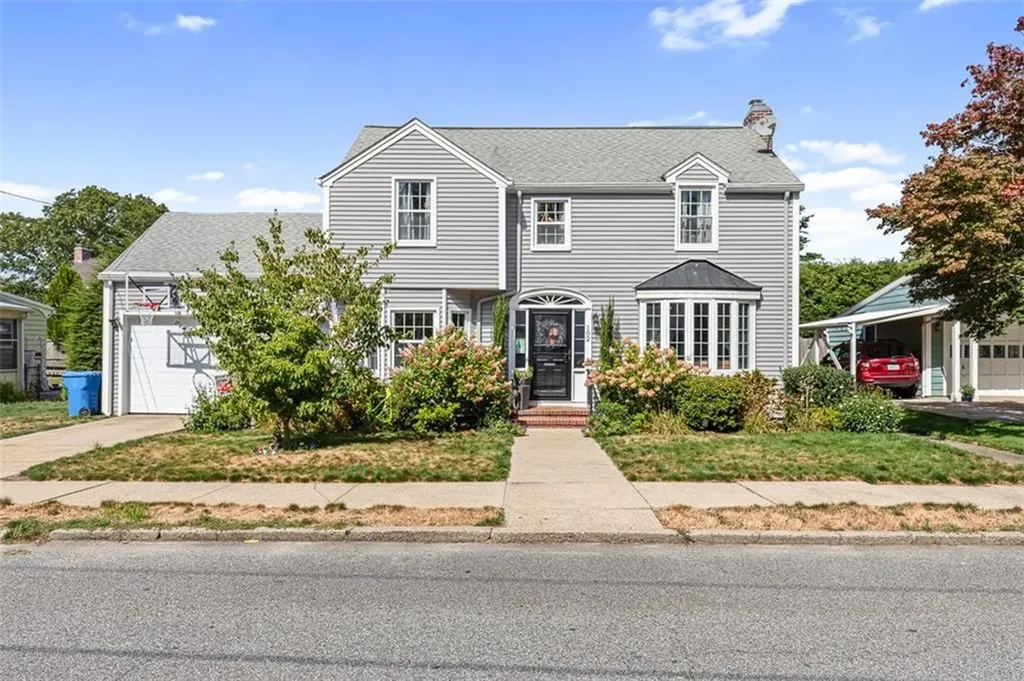 102 Betsey Williams Drive Cranston RI 02905