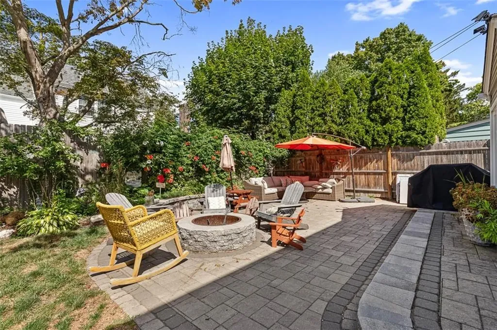 102 Betsey Williams Drive Cranston RI 02905