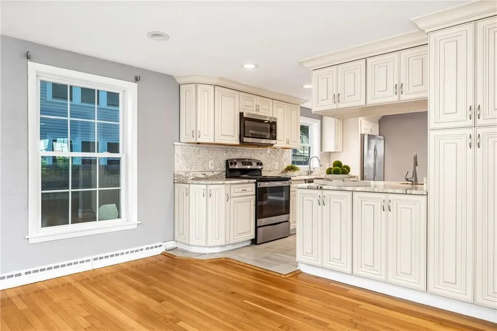 23 Sarah Street Providence RI 02906