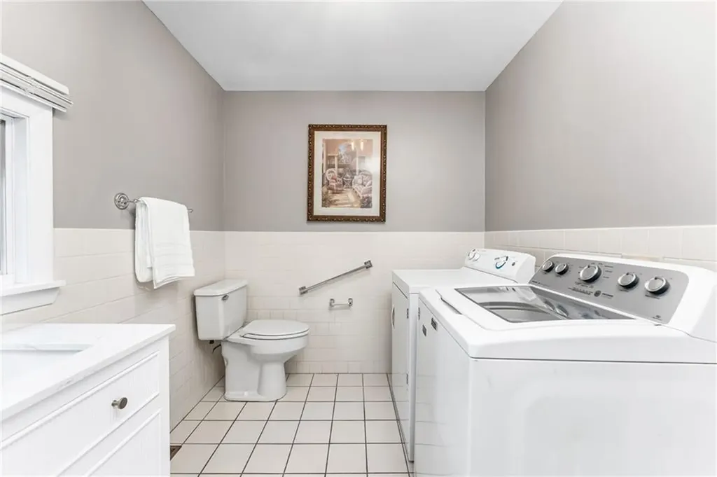23 Sarah Street Providence RI 02906