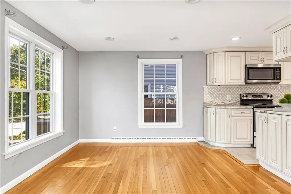 23 Sarah Street Providence RI 02906