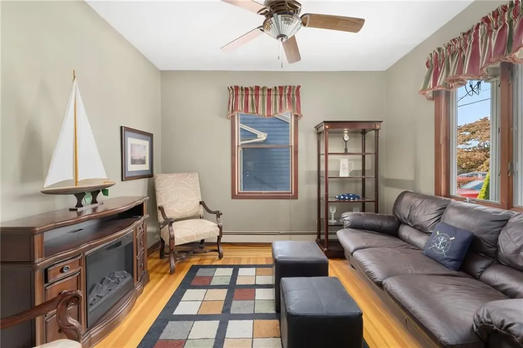 210 Wardlaw Avenue Providence RI 02908