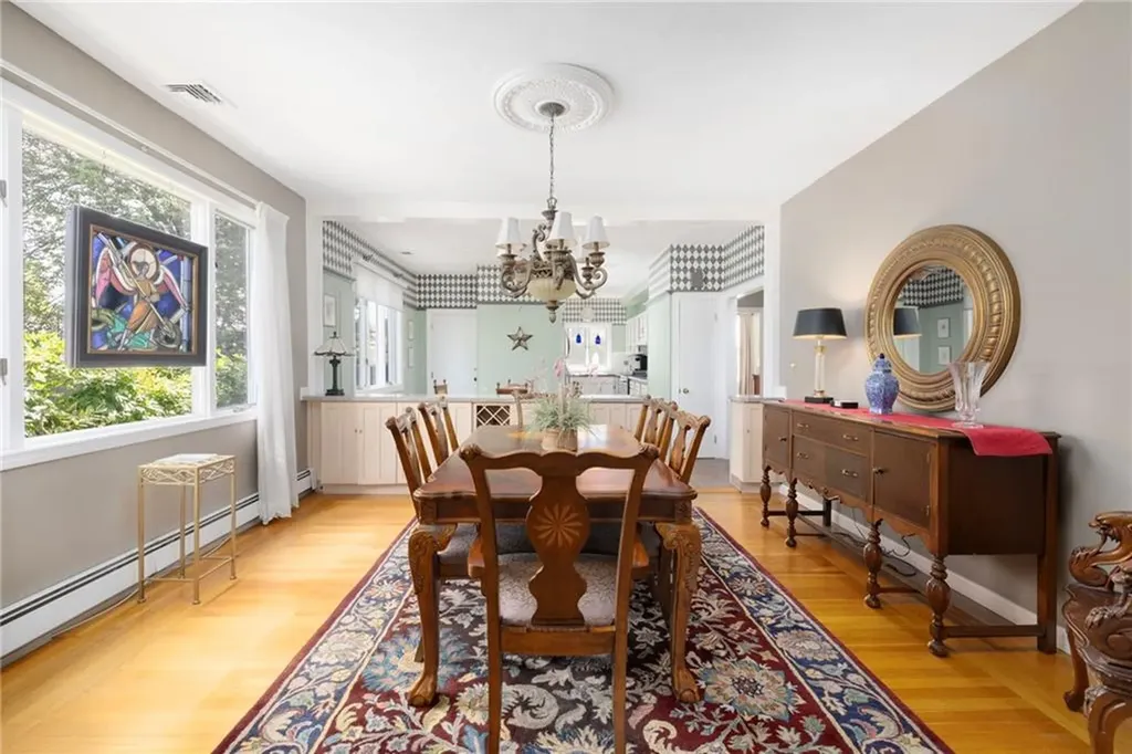 210 Wardlaw Avenue Providence RI 02908