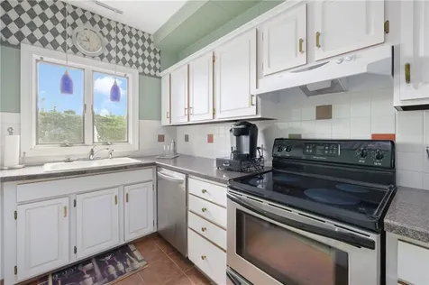 210 Wardlaw Avenue Providence RI 02908