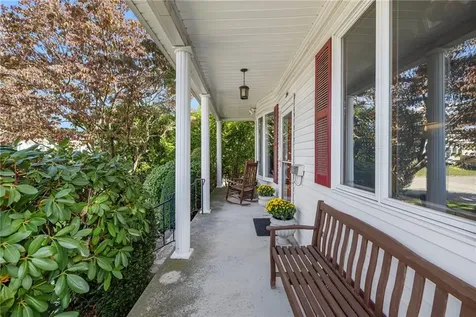 210 Wardlaw Avenue Providence RI 02908