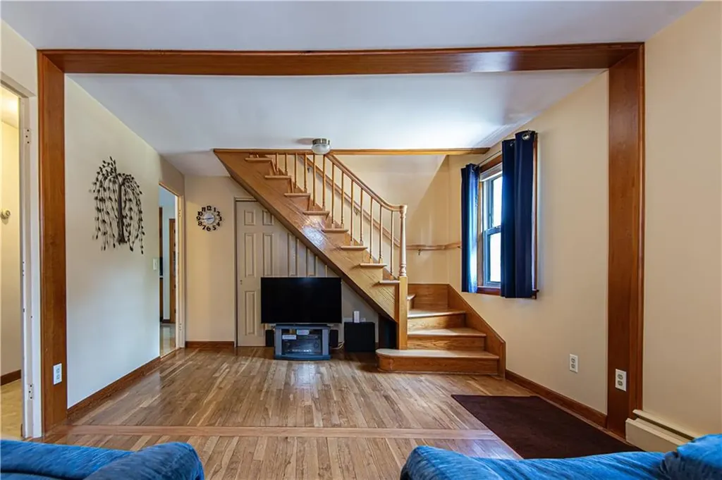 26 Anderson Avenue Coventry RI 02816