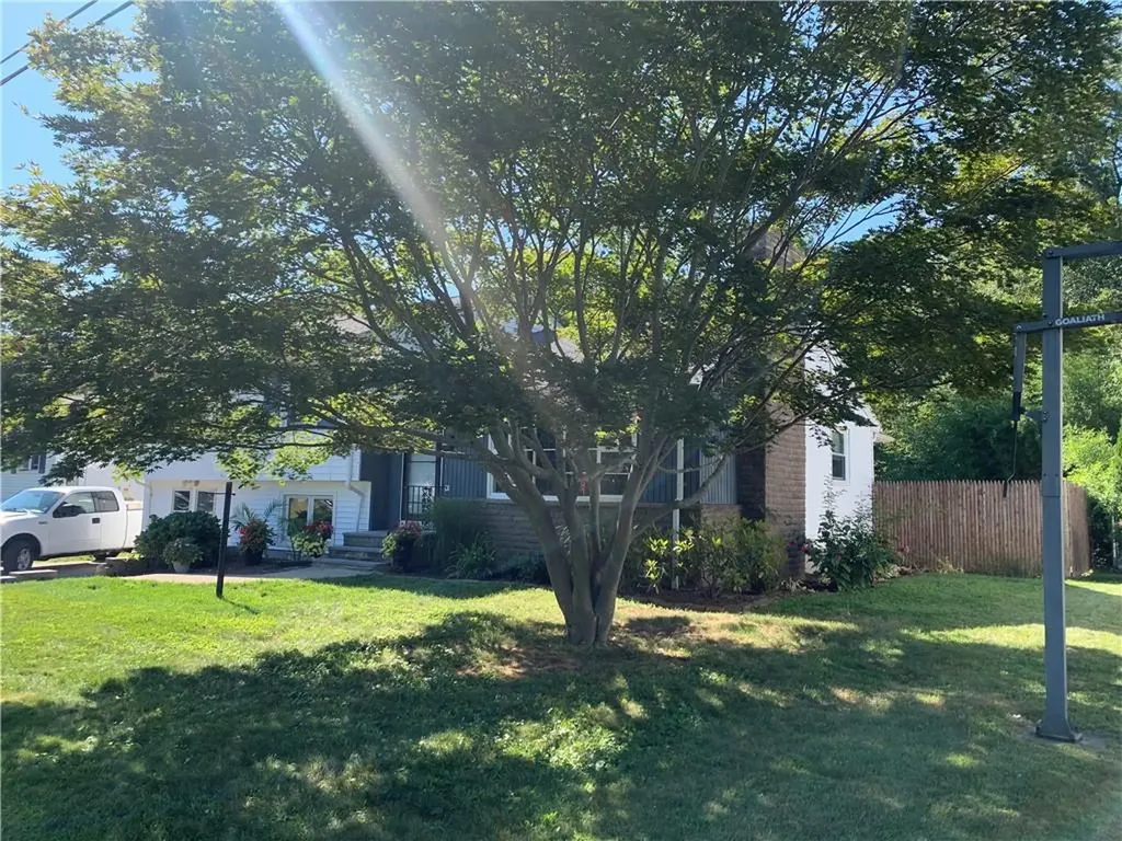 19 Fisher Street North Providence RI 02911