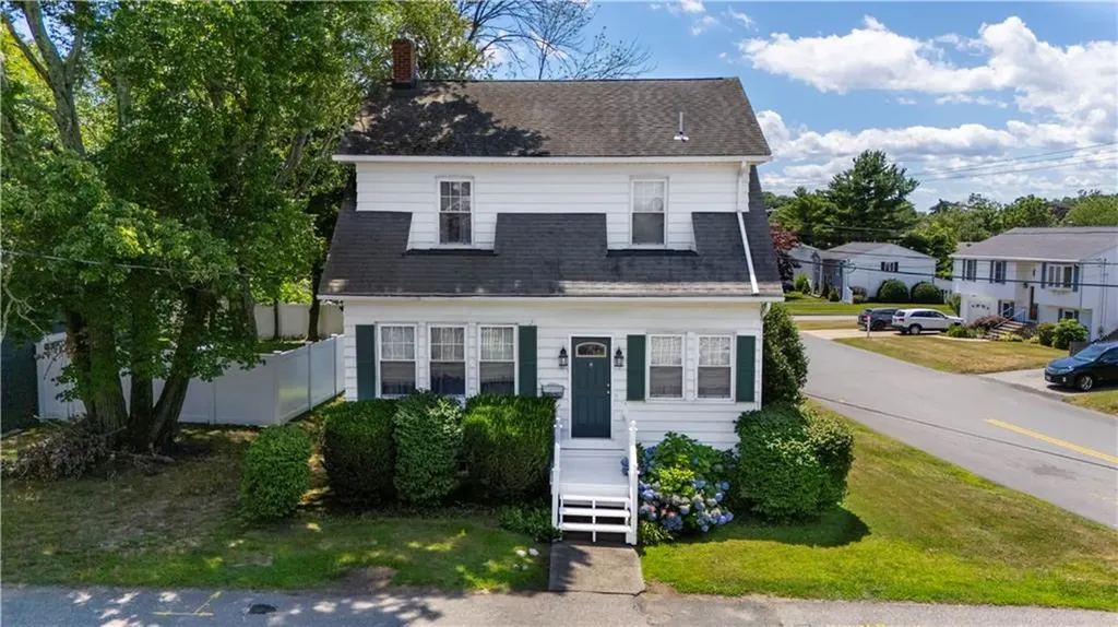 53 Wampanoag Trail East Providence RI 02915