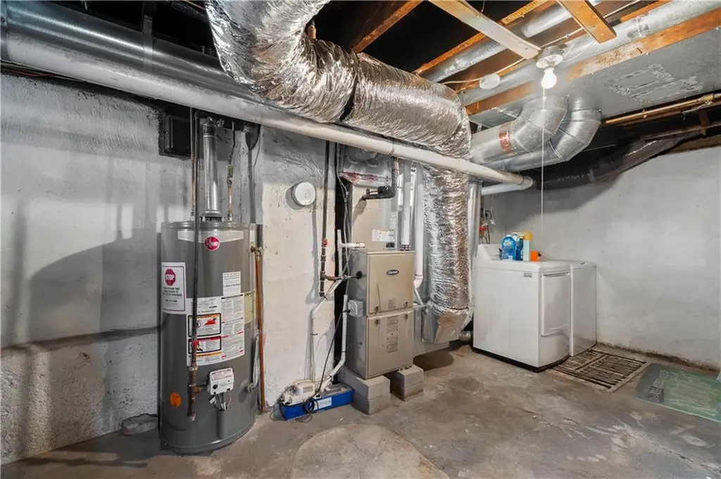 53 Wampanoag Trail East Providence RI 02915