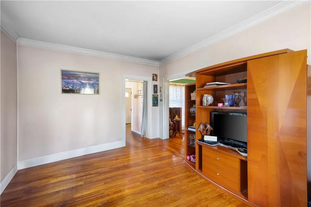 53 Wampanoag Trail East Providence RI 02915