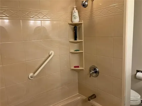 93 Crown Avenue East Providence RI 02915