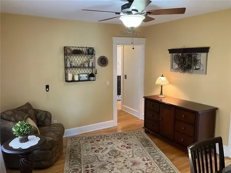 93 Crown Avenue East Providence RI 02915