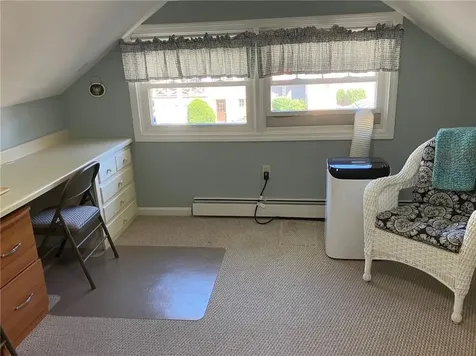 93 Crown Avenue East Providence RI 02915