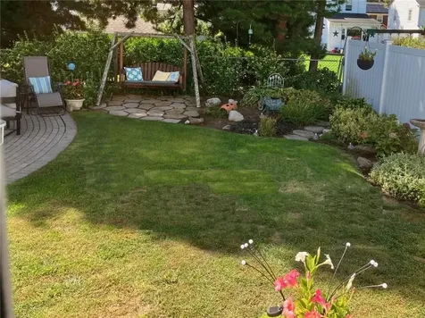 93 Crown Avenue East Providence RI 02915