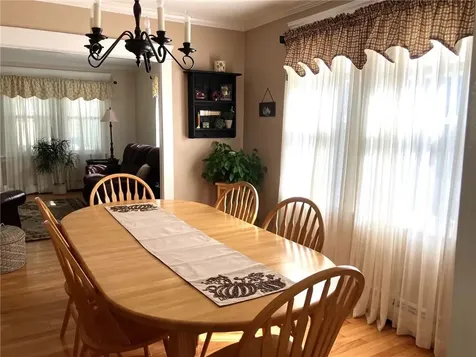 93 Crown Avenue East Providence RI 02915