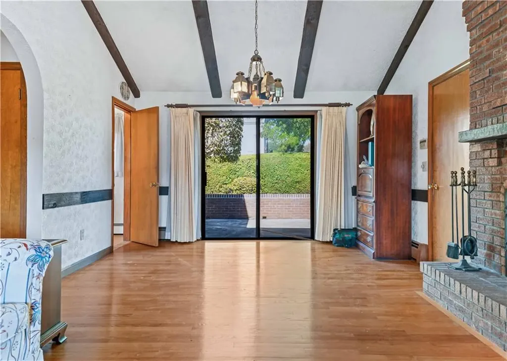 23 Sorrell Road North Providence RI 02904