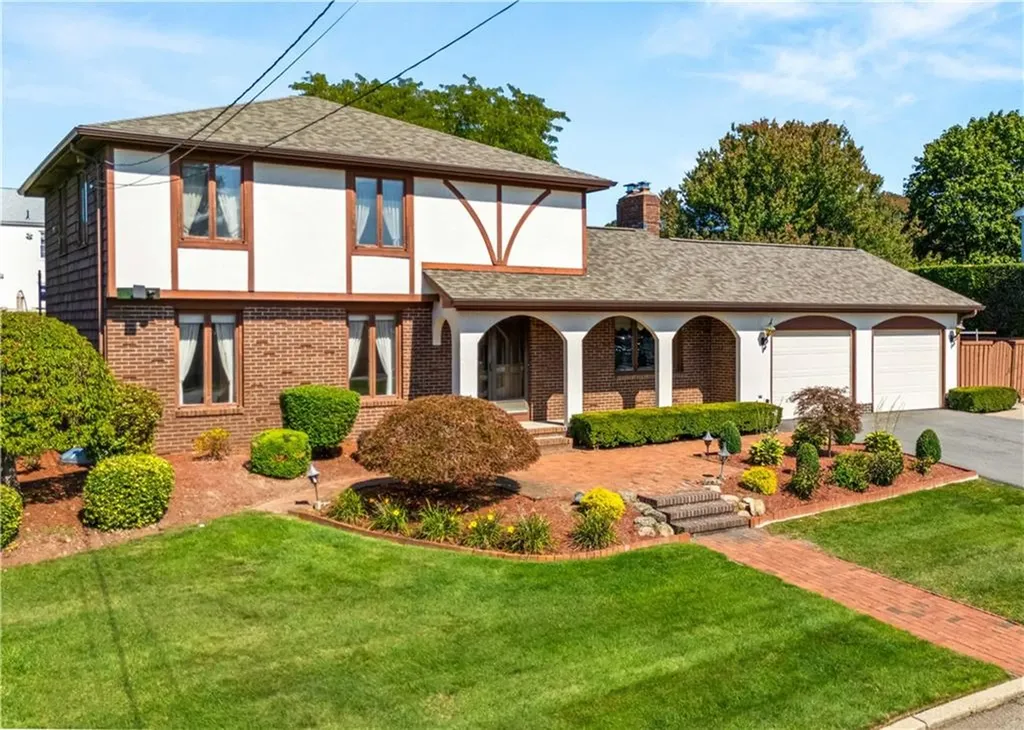 23 Sorrell Road North Providence RI 02904