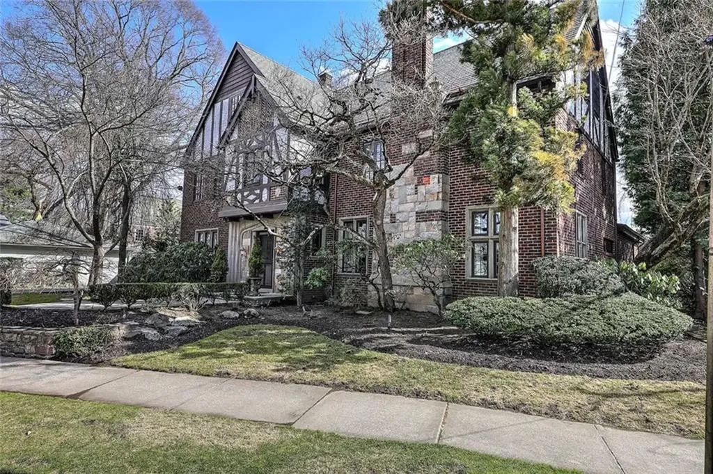 767 Elmgrove Avenue Providence RI 02906