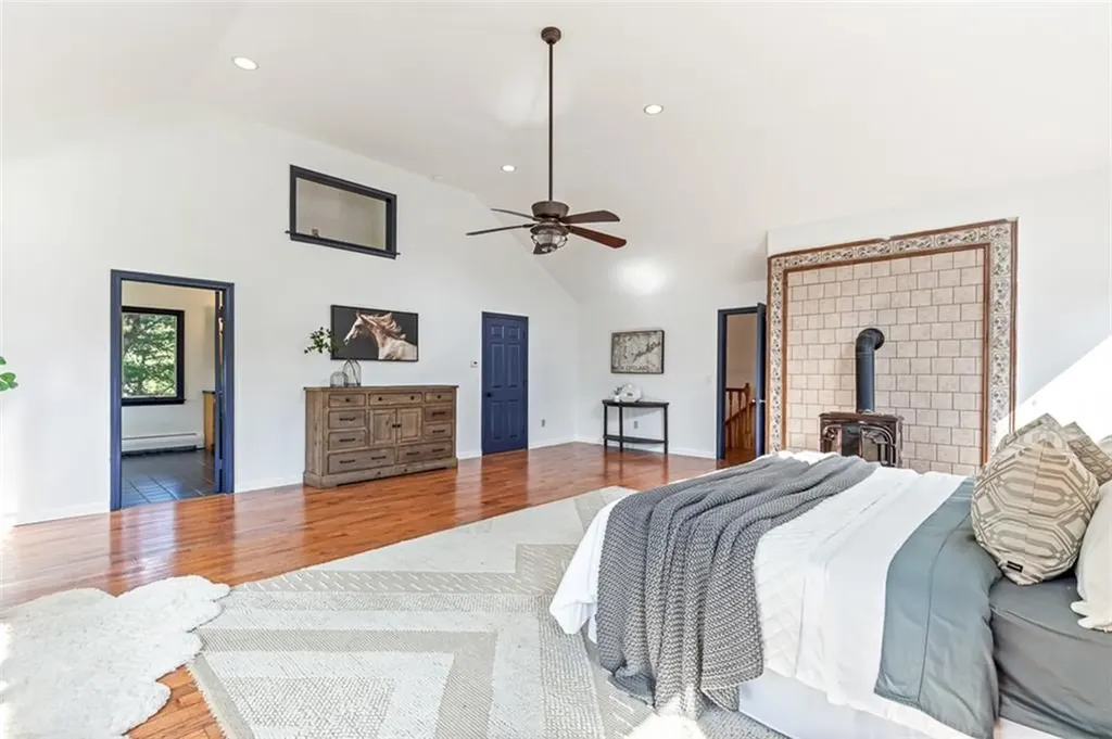 22 Mayfield Road Barrington RI 02806