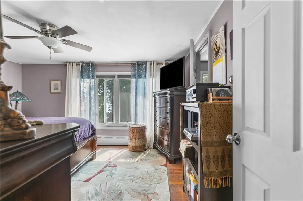30 Johnnycake Lane Portsmouth RI 02871