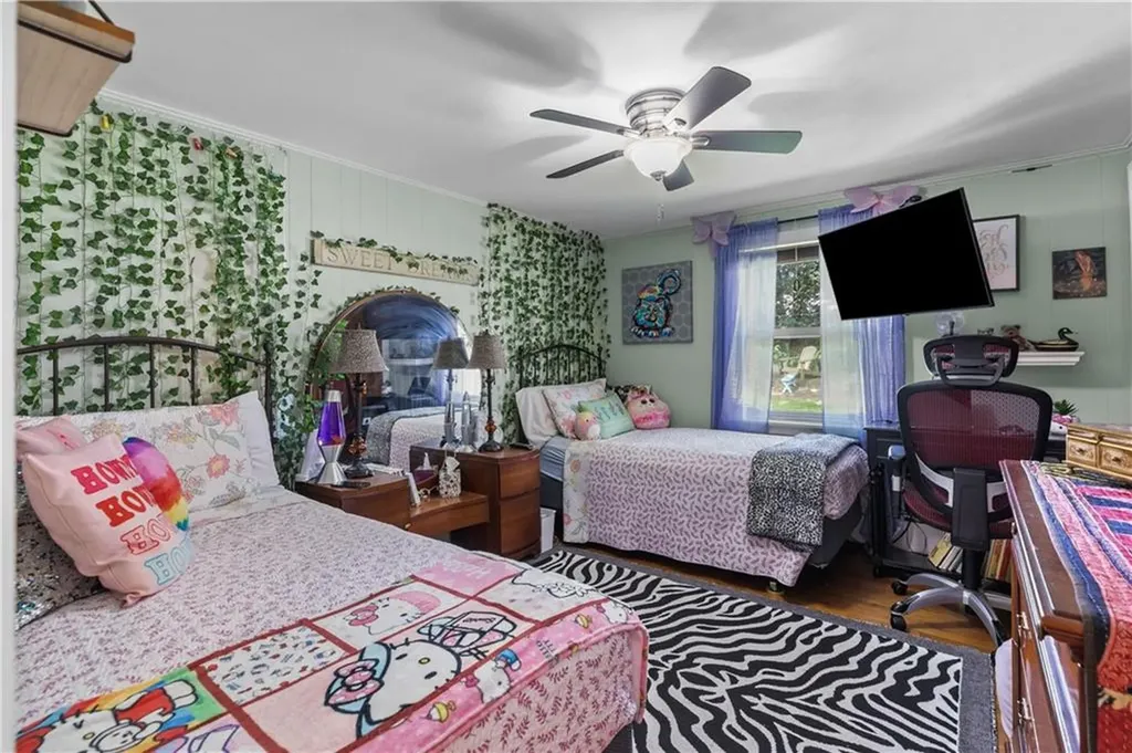 30 Johnnycake Lane Portsmouth RI 02871