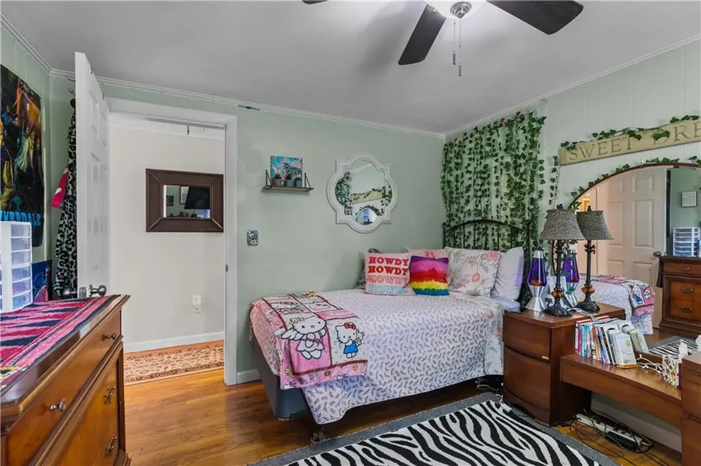 30 Johnnycake Lane Portsmouth RI 02871