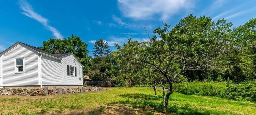 237 Sneech Pond Road Cumberland RI 02864