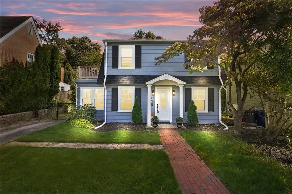 108 Pleasant View Road Warwick RI 02888