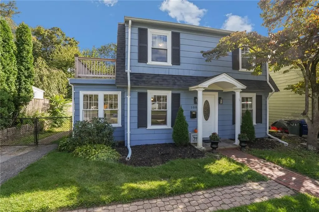 108 Pleasant View Road Warwick RI 02888