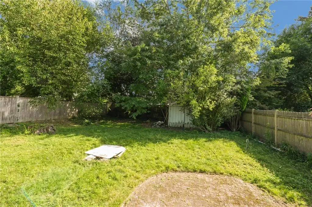 108 Pleasant View Road Warwick RI 02888