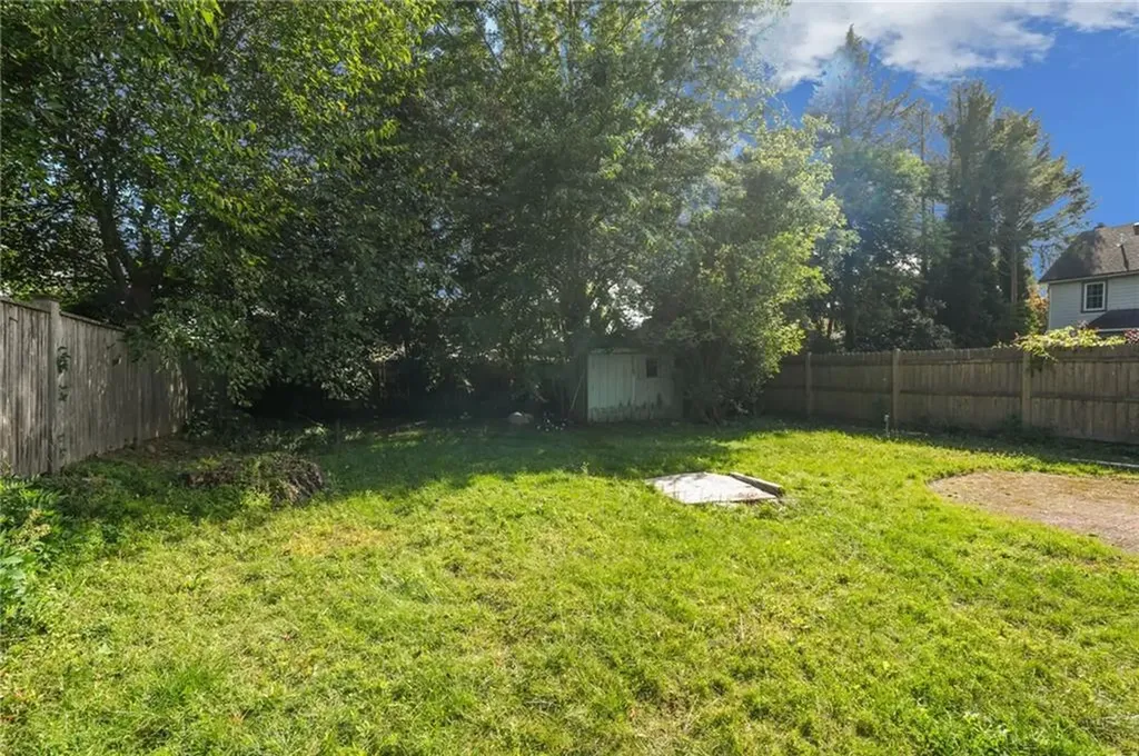 108 Pleasant View Road Warwick RI 02888
