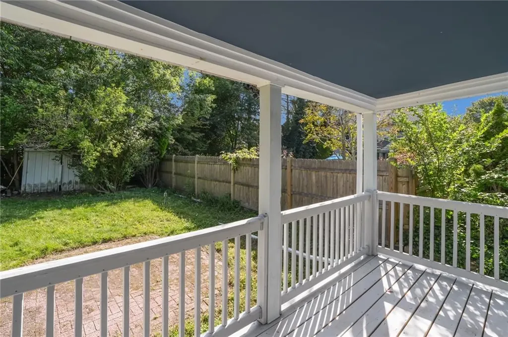 108 Pleasant View Road Warwick RI 02888