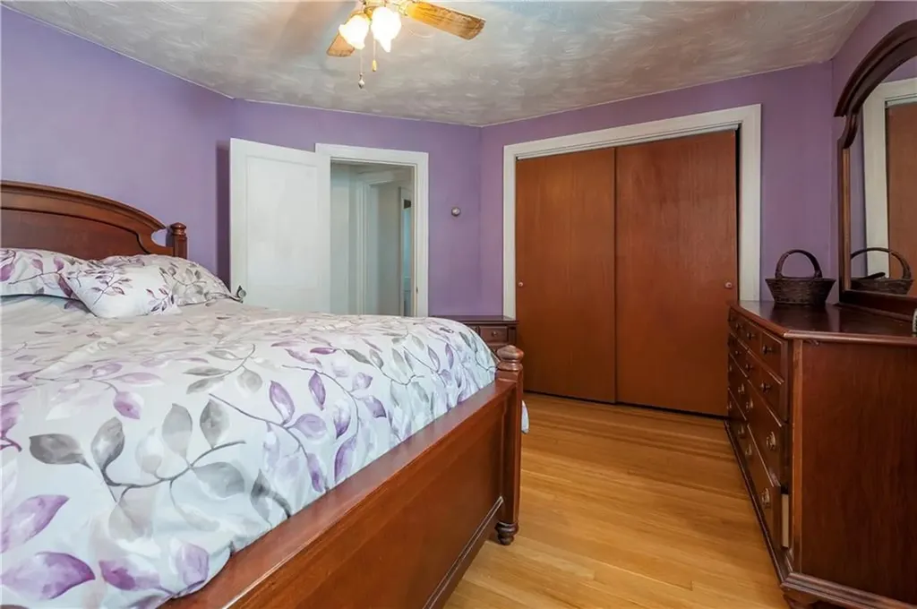 185 Hunts Avenue Pawtucket RI 02861
