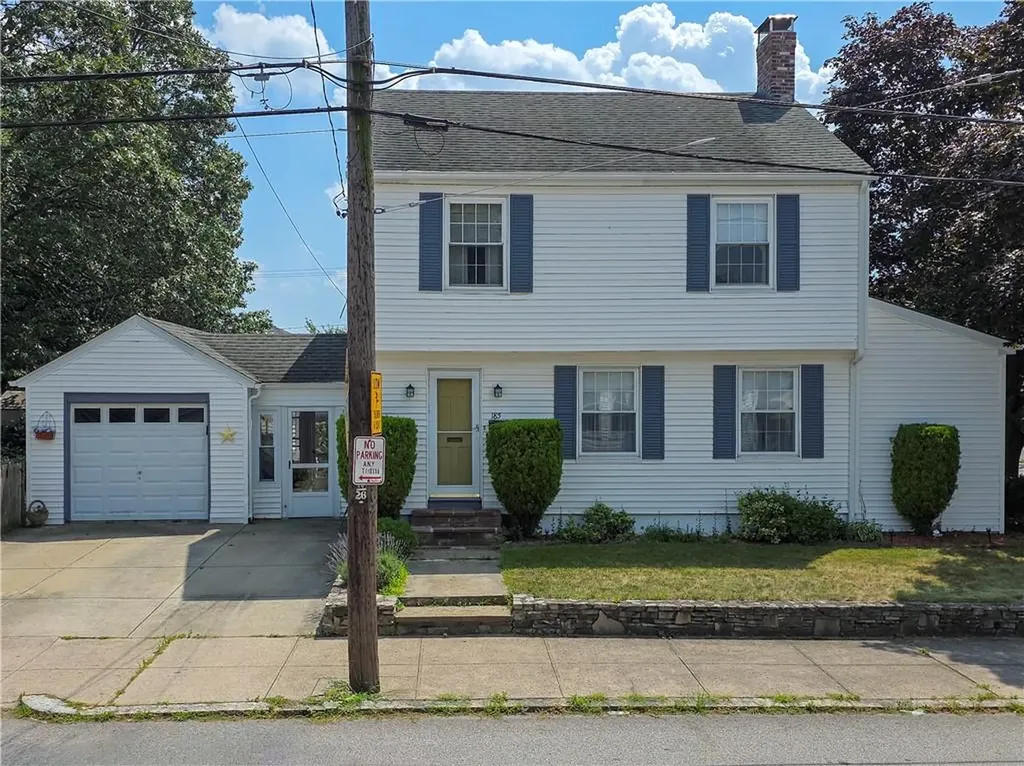 185 Hunts Avenue Pawtucket RI 02861