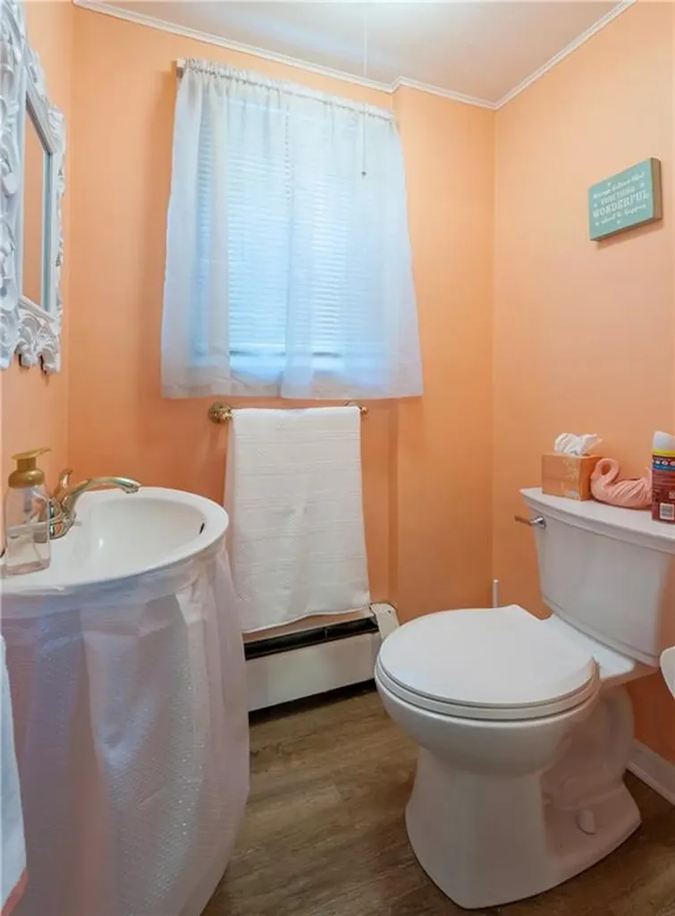 185 Hunts Avenue Pawtucket RI 02861