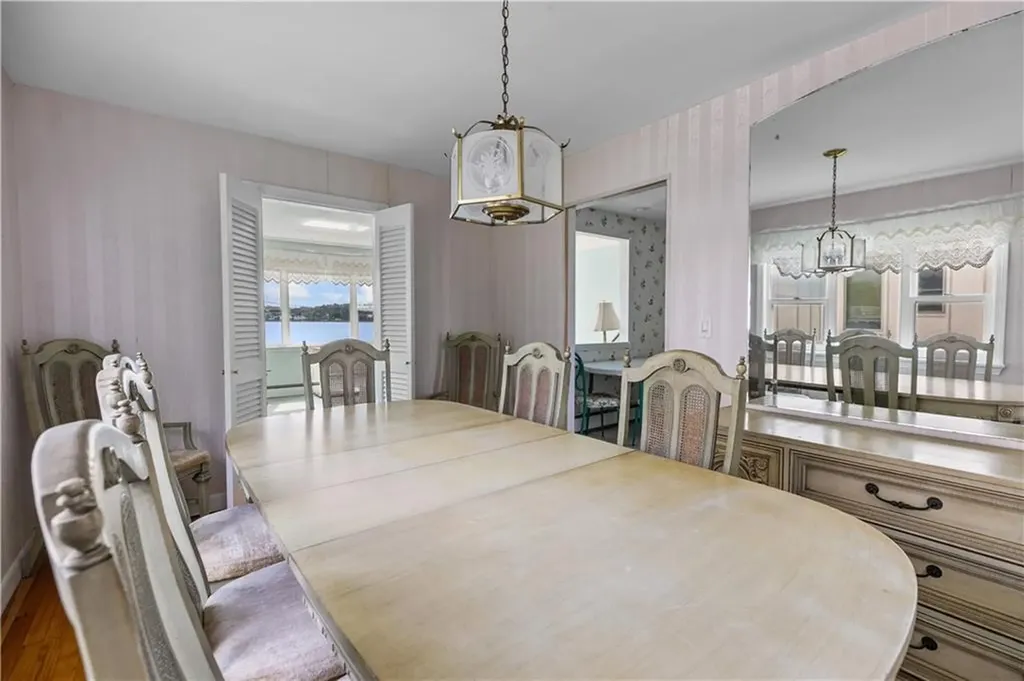78 Ellery Road Newport RI 02840