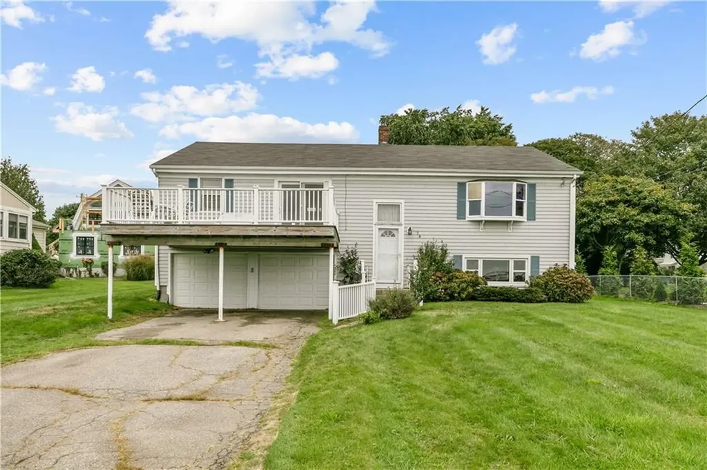 78 Ellery Road Newport RI 02840
