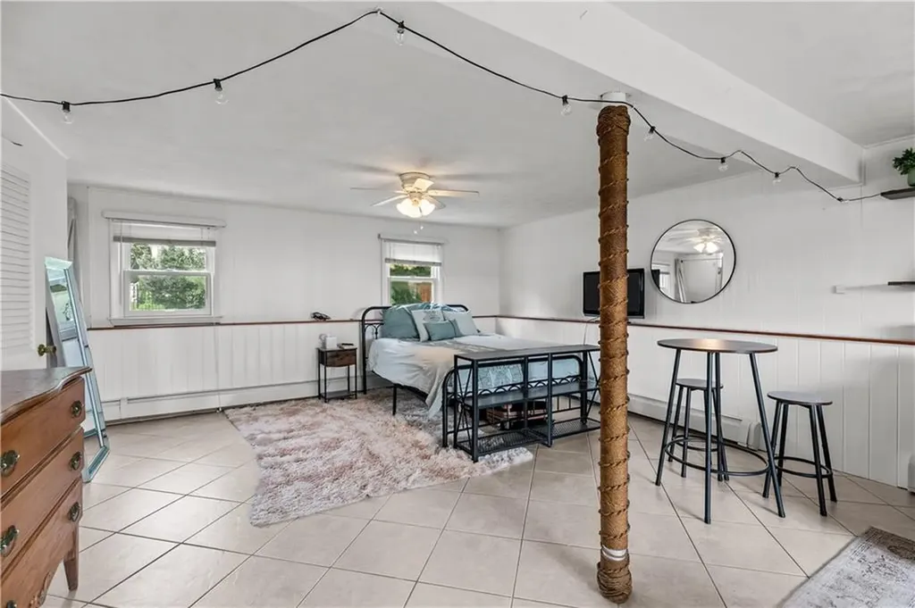 78 Ellery Road Newport RI 02840