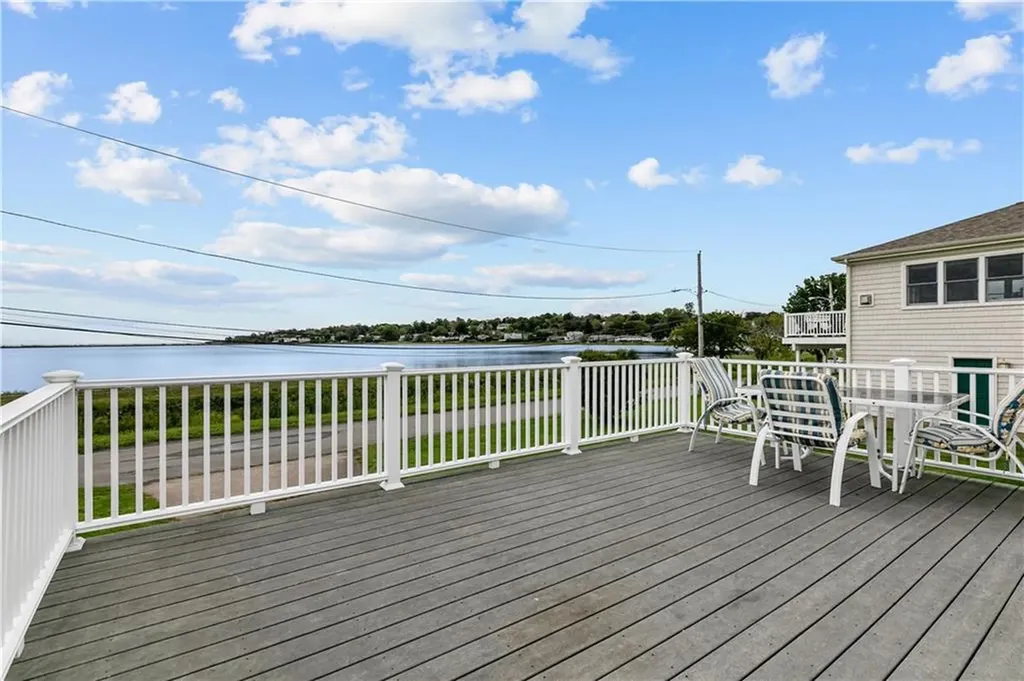 78 Ellery Road Newport RI 02840