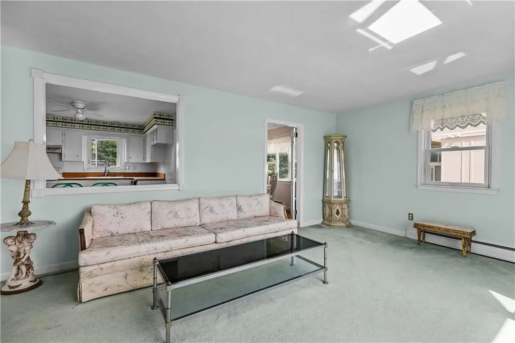 78 Ellery Road Newport RI 02840
