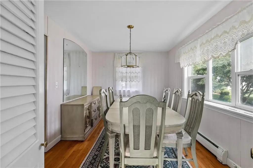 78 Ellery Road Newport RI 02840