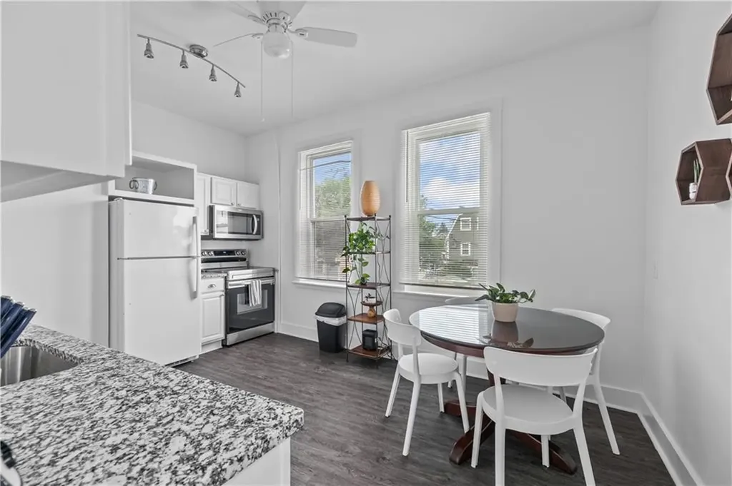 491 493 Thames Street Newport RI 02840