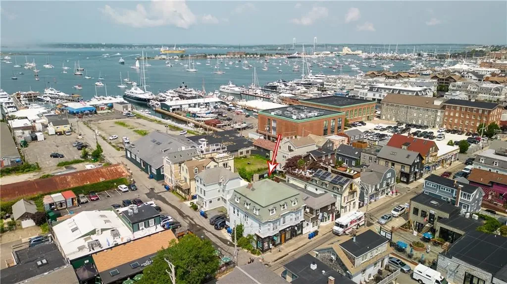 491 493 Thames Street Newport RI 02840