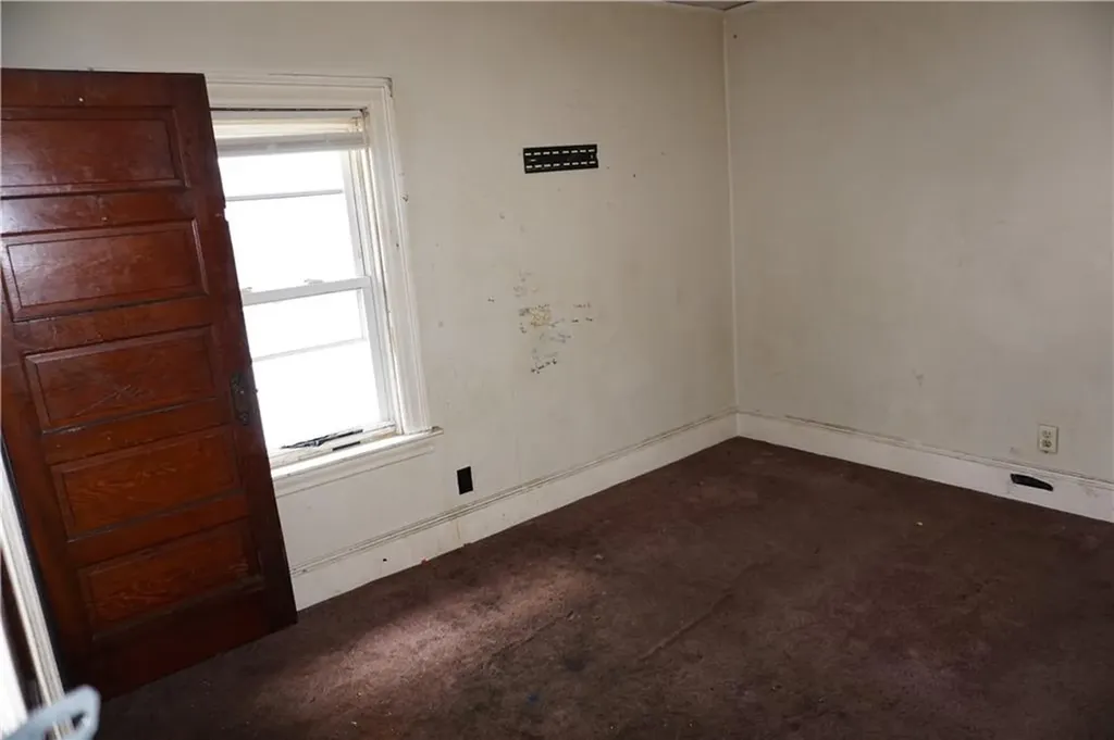 208 California Avenue Providence RI 02905