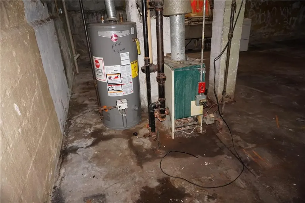 208 California Avenue Providence RI 02905