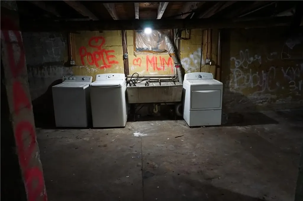 208 California Avenue Providence RI 02905