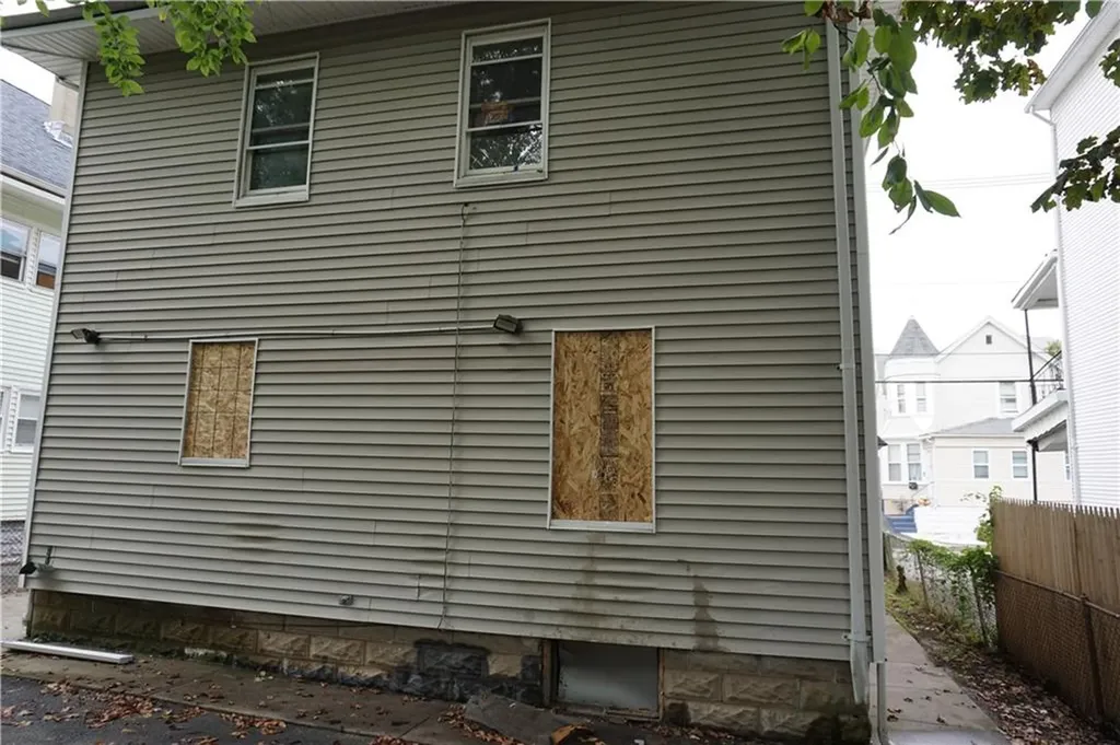 208 California Avenue Providence RI 02905