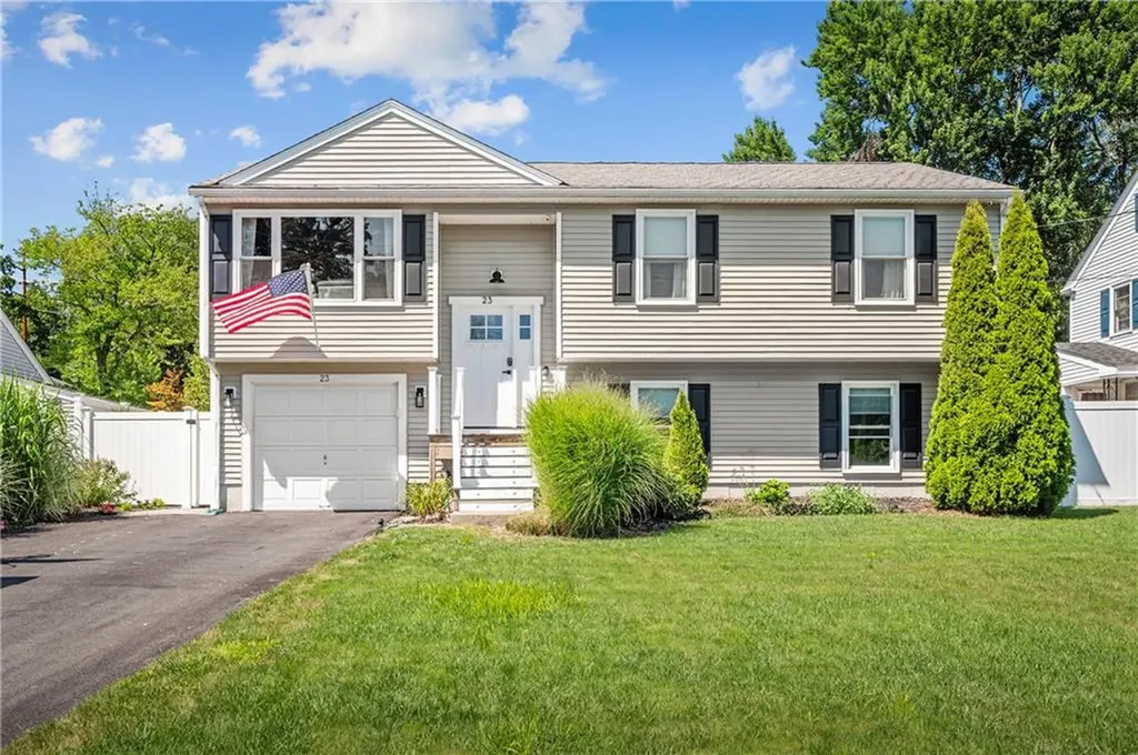 23 Carlson Drive Cumberland RI 02864