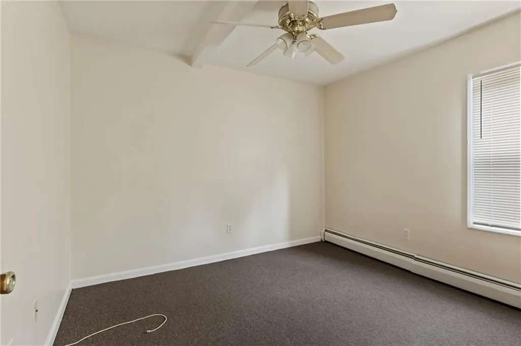 1674 1670 Main Street West Warwick RI 02893