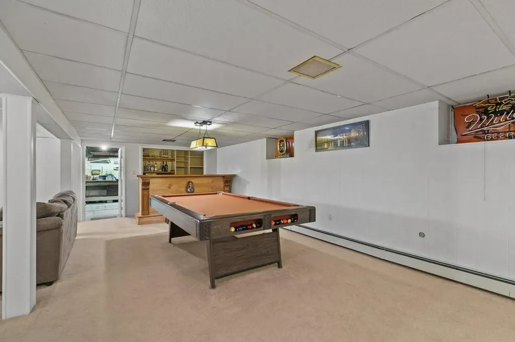 6 Wabasso Terrace Middletown RI 02842